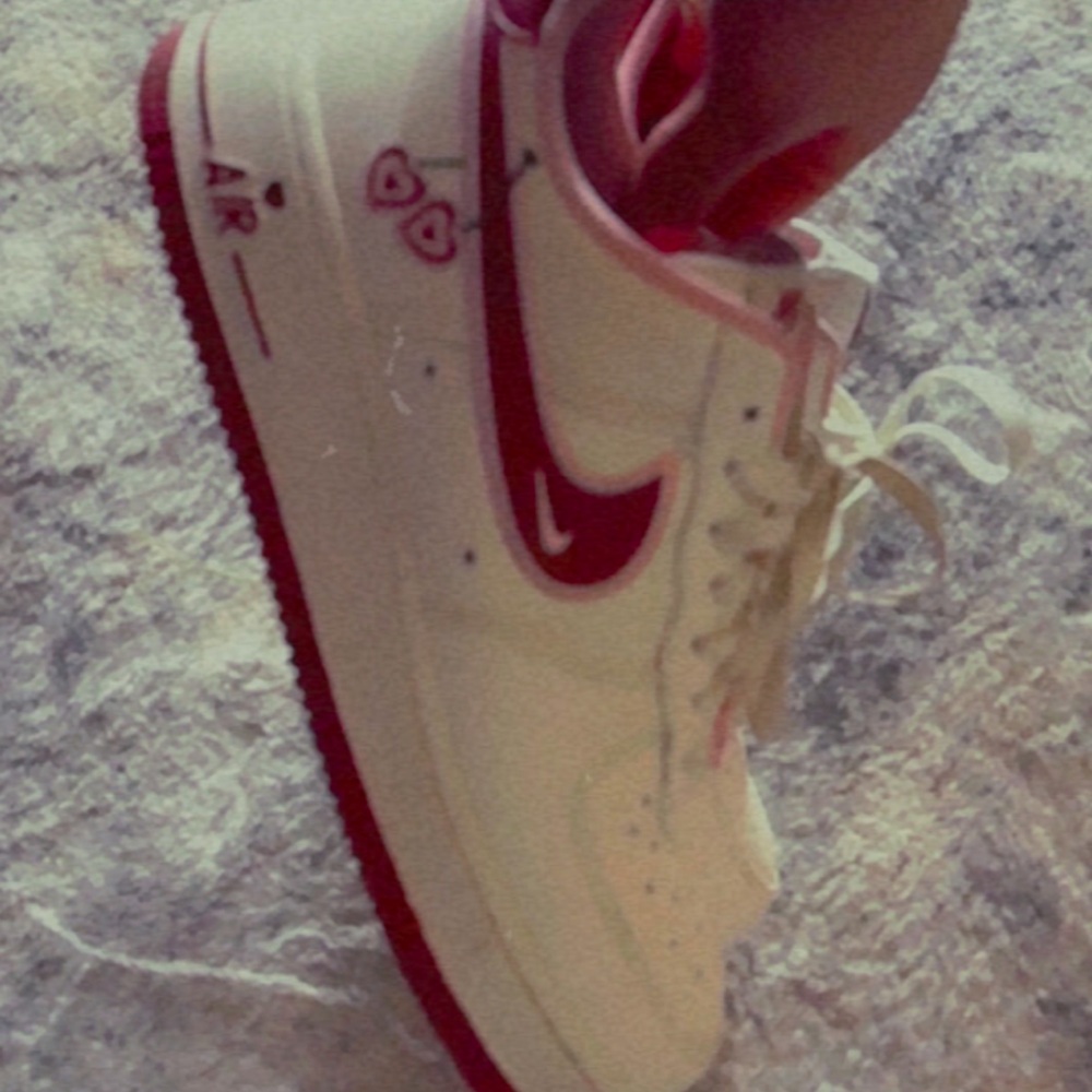 Air Force 1 low